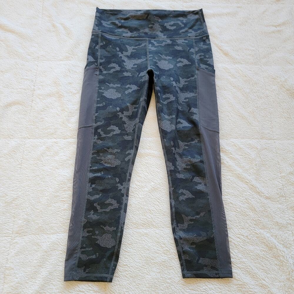 Fabletics On The Go Powerhold Capri Leggings - Picture 2 of 5